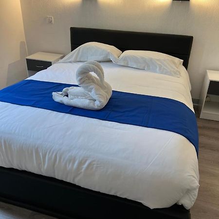 Hotel Castel Louis วิชี ภายนอก รูปภาพ