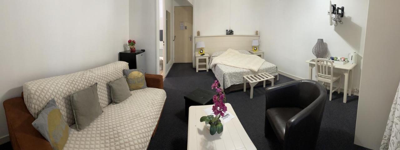 Hotel Castel Louis วิชี ภายนอก รูปภาพ