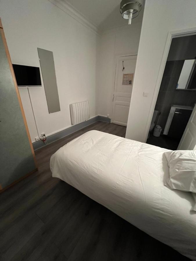 Hotel Castel Louis วิชี ภายนอก รูปภาพ