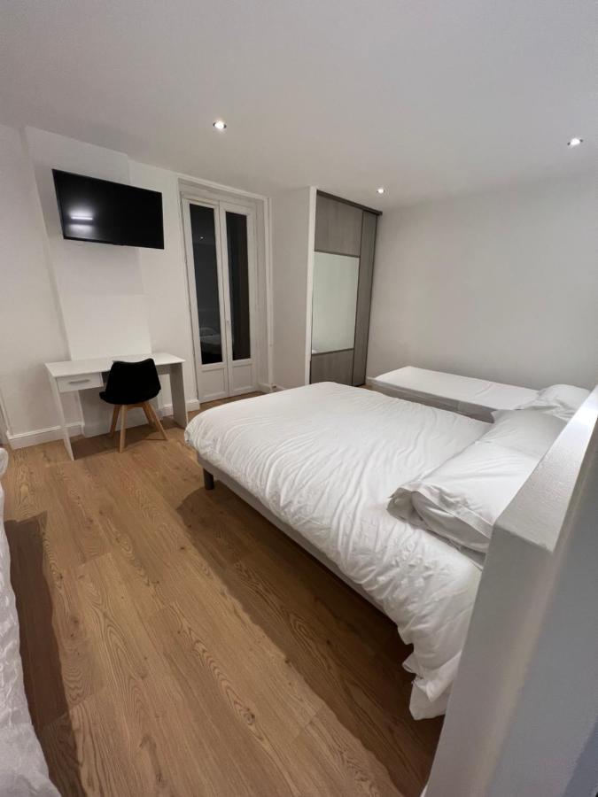 Hotel Castel Louis วิชี ภายนอก รูปภาพ